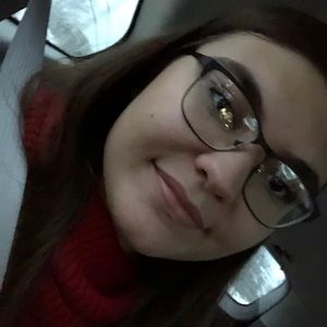 Meet your Posher, Elena